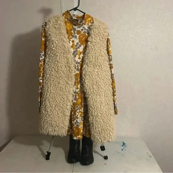 Sherpa Vest in XL Cream Terra an Sky - Picture 8 of 10